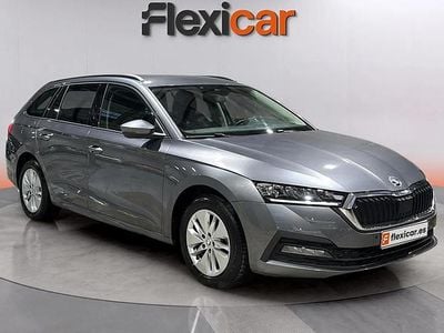Usado Skoda Octavia Ambition 116 CV (85 kW) 2022 Gris Familiar