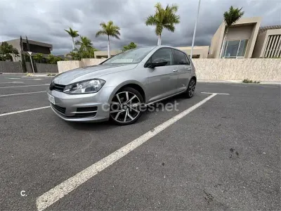 Usado VW Golf VII Edition 105 CV (77 kW) 2014 Gris / plata Berlina