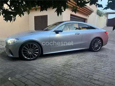 Usado Mercedes E220 194 CV (142 kW) 2021 Blanco Coupe