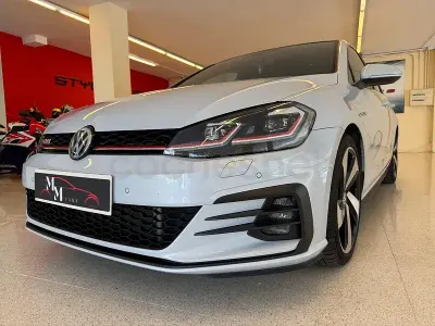 Usado VW Golf VII GTI 245 CV (180 kW) 2018 Blanco Berlina
