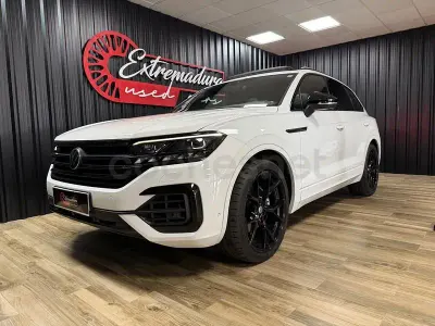 Usado VW Touareg R-line 286 CV (210 kW) 2021 Blanco SUV