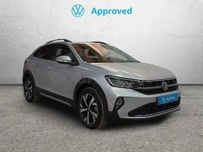 Usado VW Taigo 115 CV (84 kW) 2025 Gris / plata SUV
