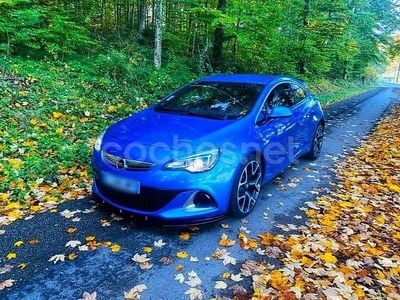 Azul Usado 2013 Opel Astra GTC OPC Berlina | 14.990 €