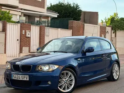 Usado BMW 116 115 CV (84 kW) 2009 Azul Utilitario