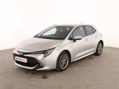 Usado Toyota Corolla 122 CV (89 kW) 2019 Gris Berlina