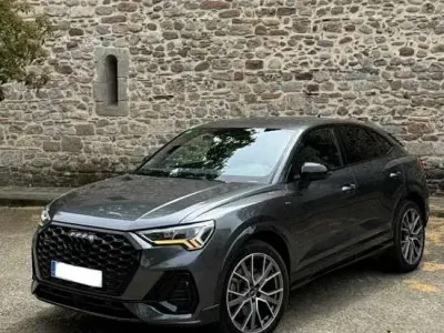 Usado Audi Q3 Sportback Premium 200 CV (147 kW) 2022 Gris SUV