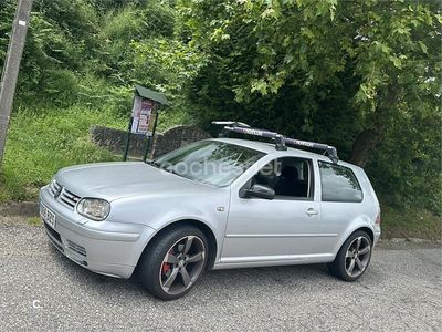 Gris / plata Usado 2002 VW Golf IV GTI Berlina | 4499 € (Precio justo)