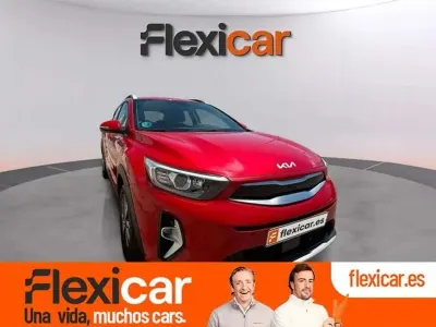 Usado Kia Stonic 101 CV (74 kW) 2024 Rojo SUV