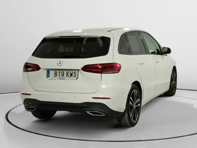 Usado Mercedes B180 116 CV (85 kW) 2019 Blanco Monovolumen