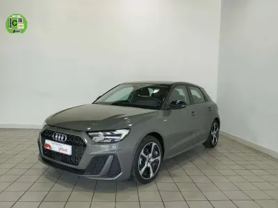 Usado Audi A1 Sportback 116 CV (85 kW) 2025 Gris Utilitario