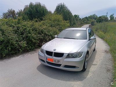 Usado BMW 318 143 CV (105 kW) 2006 Gris / plata Familiar