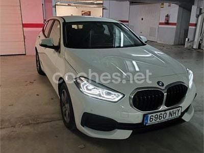 Usado BMW 116 Comfort Edition 122 CV (89 kW) 2023 Blanco Utilitario