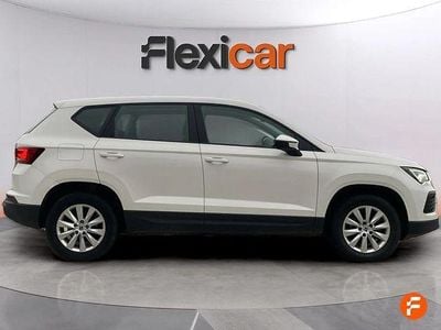 Begagnad Seat Ateca Reference 110 HK (80 kW) 2023 Vit SUV