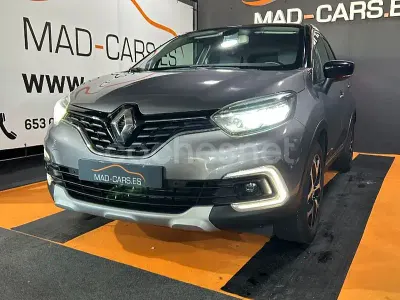 Usado Renault Captur Version S 150 CV (110 kW) 2019 Gris / plata SUV