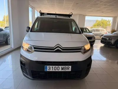 Usado Citroën Berlingo 102 CV (75 kW) 2022 Blanco Monovolumen