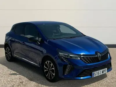 Usado Renault Clio Techno 90 CV (66 kW) 2024 Utilitario