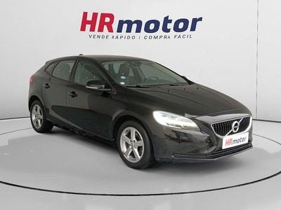 Negro Usado 2016 Volvo V40 Momentum Berlina | 14.840 € (Precio justo)