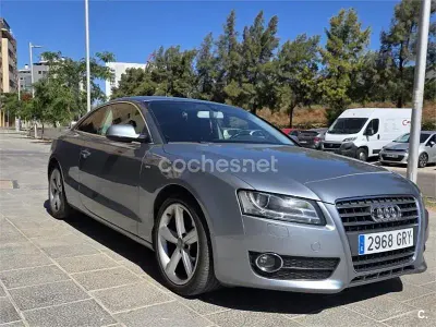 Usado Audi A5 170 CV (125 kW) 2009 Gris / plata Coupe