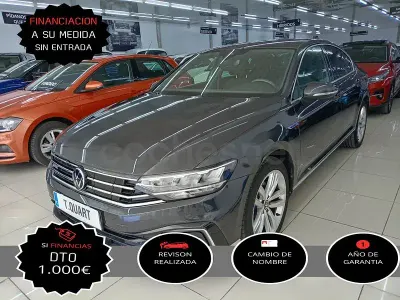 Usado VW Passat GTE 218 CV (160 kW) 2021 Gris / plata Berlina