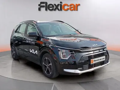 Usado Kia Niro 171 HP (125 kW) 2024 Preto SUV