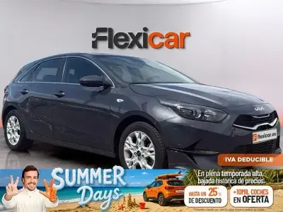 Usado Kia Ceed 136 CV (100 kW) 2023 Gris Utilitario