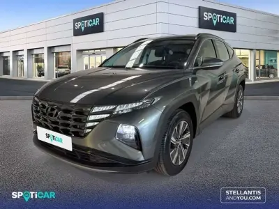 Usado Hyundai Tucson 136 CV (100 kW) 2022 Gris SUV
