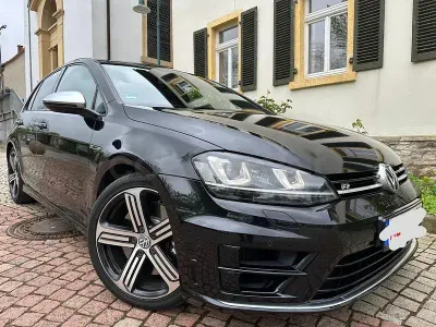 Usado VW Golf VII R 300 CV (220 kW) 2015 Negro Berlina
