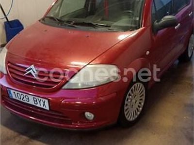 Rojo Usado 2002 Citroën C3 Berlina | 1600 € (Buen precio)