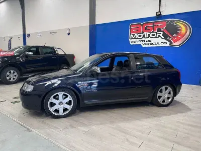 Usado Audi S3 210 CV (154 kW) 1999 Negro Utilitario