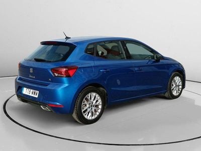 Usado Seat Ibiza FR 115 CV (84 kW) 2024 Azul Utilitario