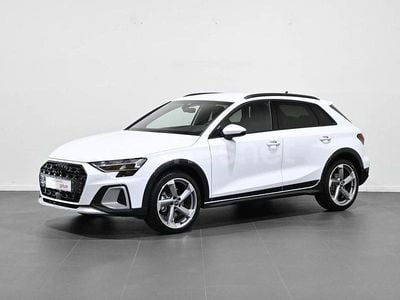 Usado Audi A3 Ambiente 150 CV (110 kW) 2025 Blanco Berlina