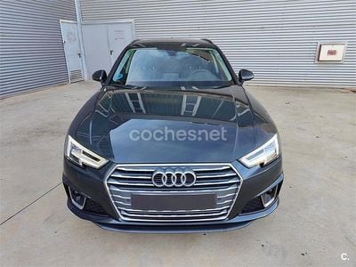 Gris / plata Usado 2019 Audi A4 S-Line Familiar | 23.000 € (Precio justo)