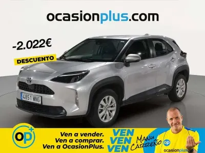 Usado Toyota Yaris Cross Business Edition 116 CV (85 kW) 2024 Gris SUV