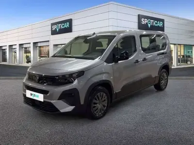 Usado Peugeot Rifter Allure 102 CV (75 kW) 2025 Gris Monovolumen