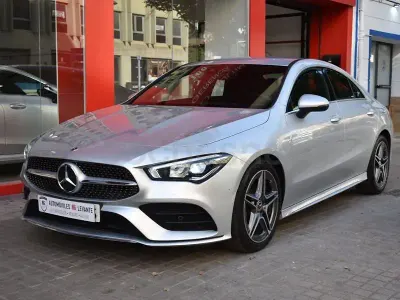 Usado Mercedes CLA180
