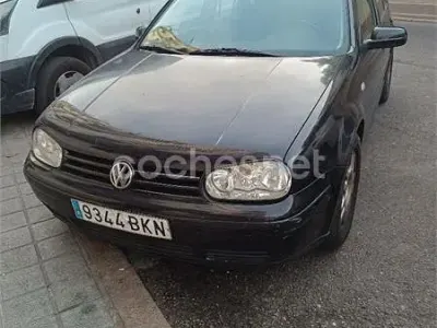 Usado VW Golf IV 110 CV (80 kW) 2000 Negro Berlina