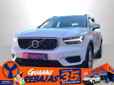 Usado Volvo XC40 Momentum 129 CV (94 kW) 2020 Blanco SUV