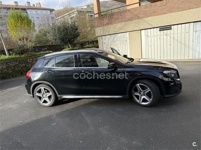Usado Mercedes GLA200 AMG line 136 CV (100 kW) 2016 Negro SUV