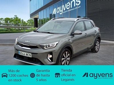 Usado Kia Stonic 120 CV (88 kW) 2022 Verde SUV