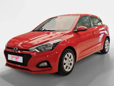 Usado Hyundai i20 84 CV (61 kW) 2020 Rojo Utilitario