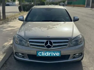 Usado Mercedes C200 136 CV (100 kW) 2007 Gris Berlina