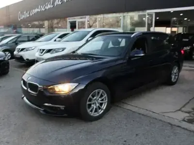 Käytetty BMW 318 Advantage 151 HP (111 kW) 2015 Sininen Farmari