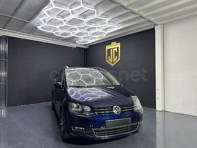 Usado VW Sharan Sportline 177 CV (130 kW) 2020 Azul Monovolumen