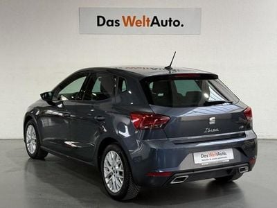 Usado Seat Ibiza FR 110 CV (80 kW) 2022 Gris Utilitario