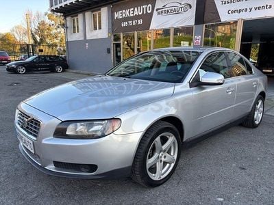 Usado Volvo S80 Momentum 200 CV (147 kW) 2006 Gris / plata Berlina