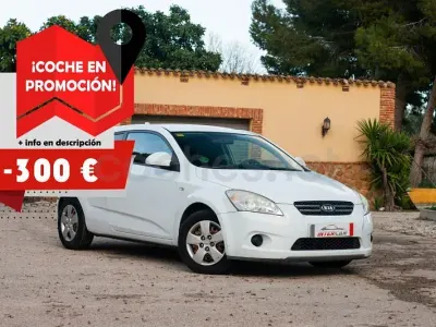 Usado Kia Ceed Active 126 CV (92 kW) 2009 Blanco Utilitario