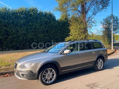 Beige Usado 2015 Volvo XC70 Summum SUV | 20.900 €