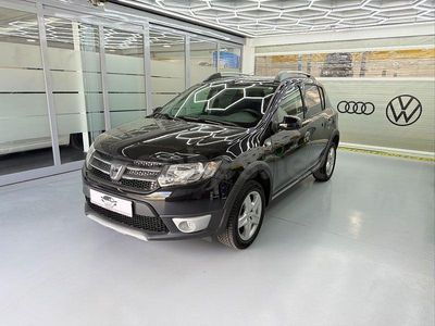 Usado Dacia Sandero Stepway 90 CV (66 kW) 2014 Negro Berlina