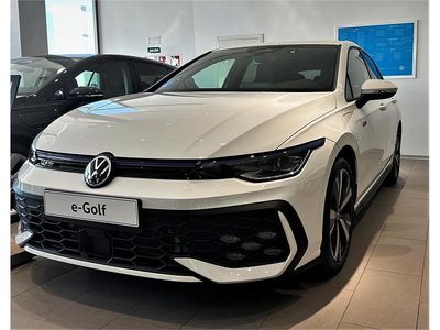 Nuevo VW Golf VIII GTE 272 CV (200 kW) 2026 Blanco Berlina