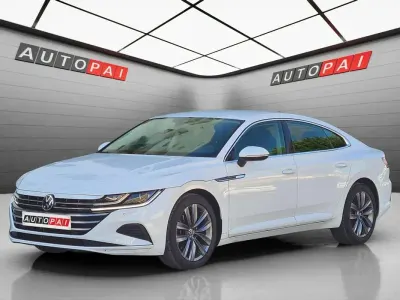 Usado VW Arteon 150 CV (110 kW) 2021 Blanco Coupe